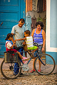 街景,孩子,历史名城,中心,特立尼达,古巴