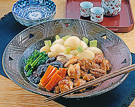 炖菜,鸡肉,蔬菜,日本