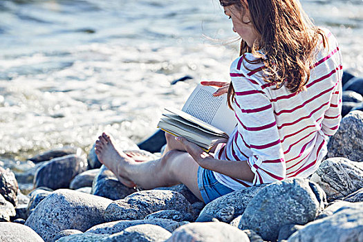 女人,读,书本,海滩