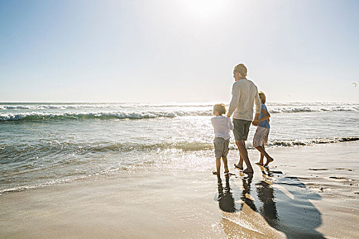 后视图,父亲,儿子,海滩,看别处,风景