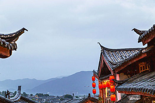 雨后丽江古城