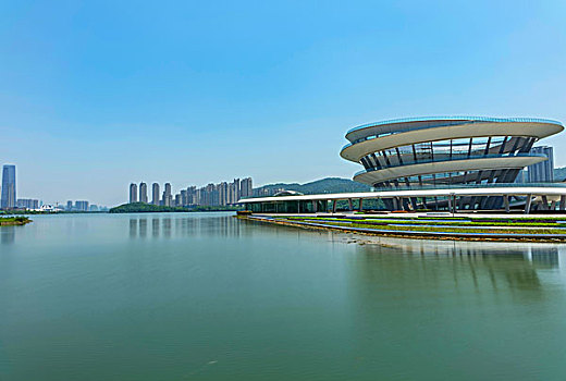 湖南省長沙梅溪湖－城市島雙螺旋觀景平臺