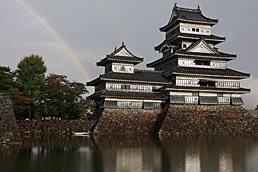 松本城,彩虹,长野,本州,日本