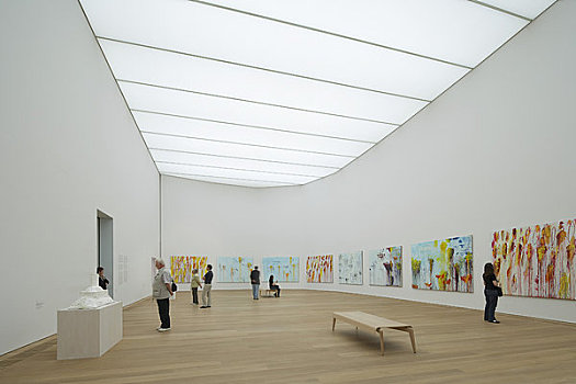 博物馆,慕尼黑,德国,2009年,内景,展示,人,注视,绘画,雕塑,浩大,鲜明,画廊,留白
