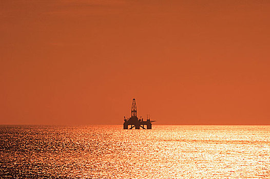 近海石油钻井,日落,海洋