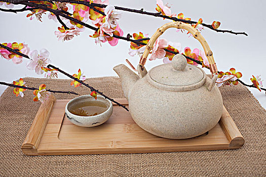 http://www.qunran.cn/html/10f4899941.html