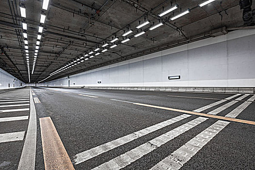 地下通道modernhighwaytunnelunderpass