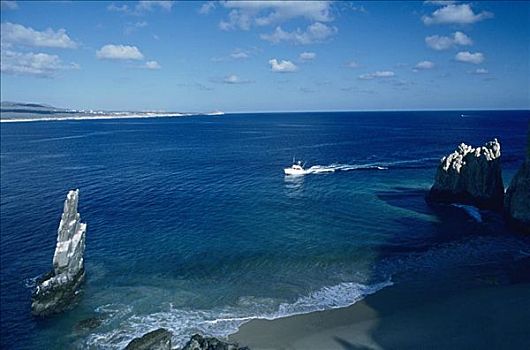 墨西哥,卡波圣卢卡斯,渔船,蓝色背景,海洋,靠近,海滩