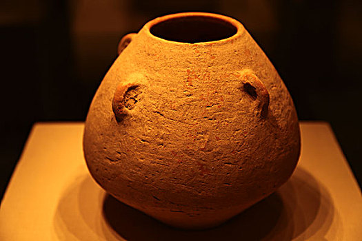 龙山文化红陶三系陶罐