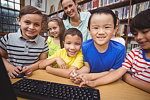 学生,教师,图书馆,用电脑,小学