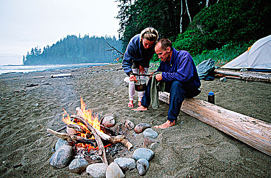 西海岸小径,露营者,火,爱人,河,温哥华岛,不列颠哥伦比亚省,加拿大