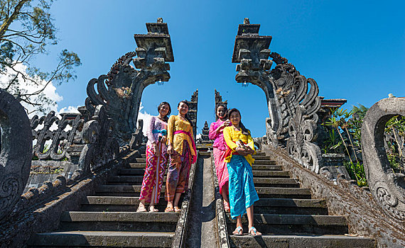 年轻,巴厘岛,女人,母亲,庙宇,布撒基寺,印度尼西亚,亚洲