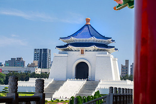 台湾台北国家歌剧院,国立蒋介石纪念馆