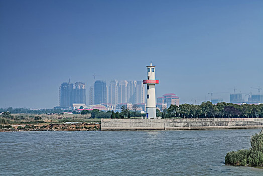 江苏省宜兴市东氿湖灯塔建筑景观