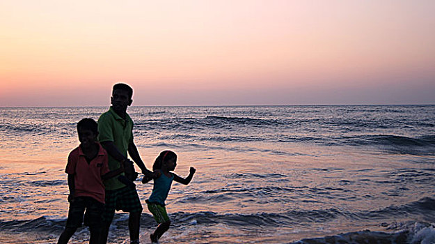 斯里兰卡尼甘布海滩日落