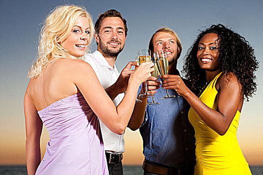 人,海滩,聚会,喝,很多,有趣,日落,戴着,机智,休闲服,香槟