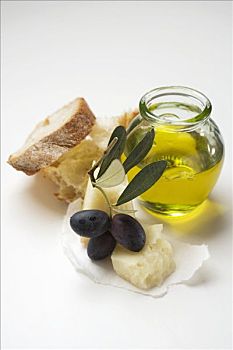 乌榄,枝头,巴尔马干酪,橄榄油,白面包
