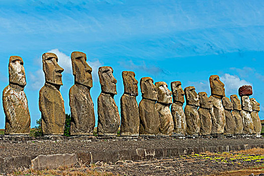排,摩埃石像,拉诺拉拉库采石场,复活节岛,智利,南美
