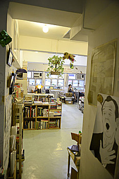 艺鹄书店内的环境,香港铜锣湾