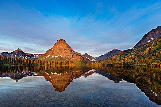 平静,早晨,两个,药湖,冰川国家公园,蒙大拿,美国