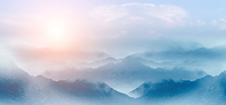 中国风水墨风格日落山脉风光背景图