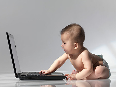 婴护,正面,笔记本电脑