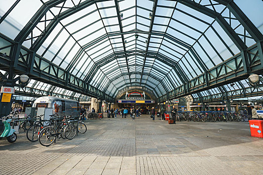 德国汉堡市中心火车站建筑外观