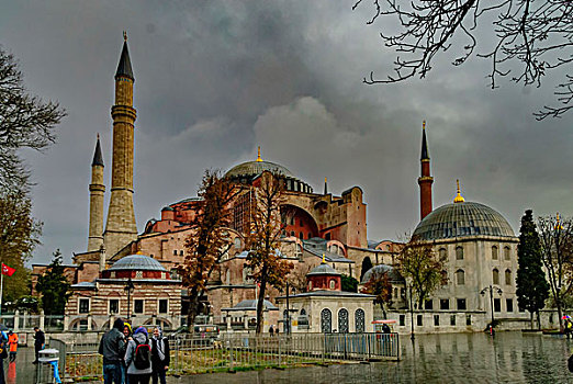 土耳其伊斯坦布尔圣索菲亚大教堂内部