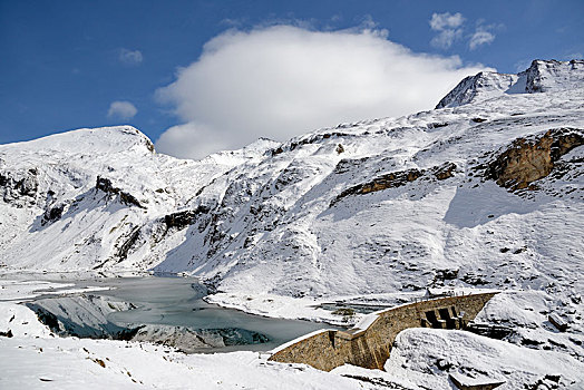 水库,坝,格洛克纳高高山道,雪山,上陶恩山国家公园,卡林西亚,奥地利,欧洲