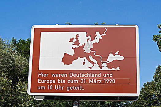 信息牌,标识,这里,德国,欧洲,是,分开,柏林墙,边界,分界线,线条,柏林