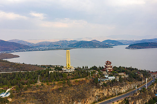 航拍云南大理罗荃半岛天镜阁景区