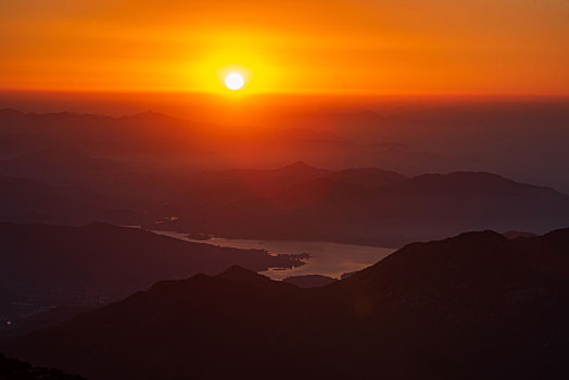 泰山日出