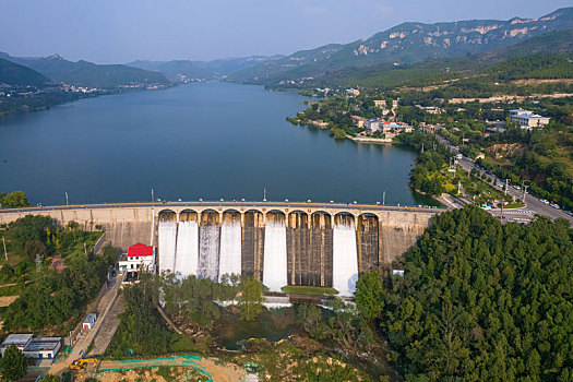 航拍济南锦绣川水库