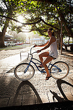 女人,骑自行车,公园