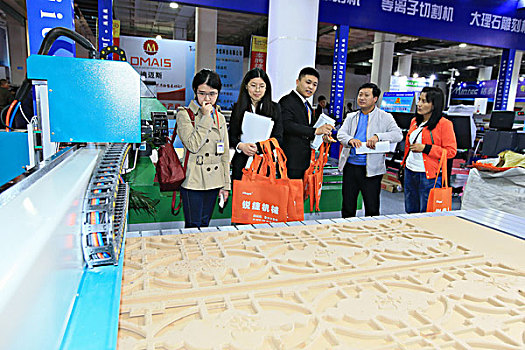 2017第10届中国国际高端饮用水产业博览会2017年4月17日--19日北京朝阳区国际展览中心