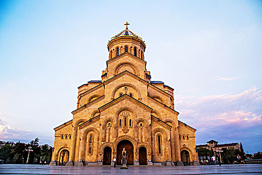 格鲁吉亚-第比利斯圣三一大教堂