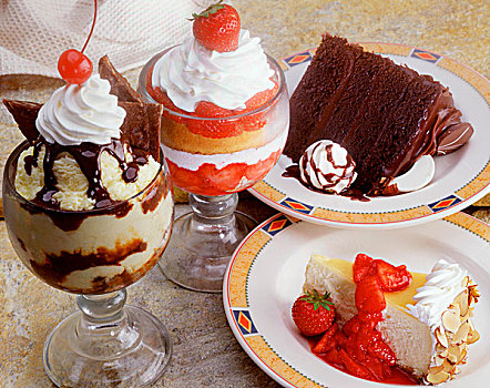 甜点,种类,圣代冰淇淋,草莓,巧克力蛋糕,芝士蛋糕