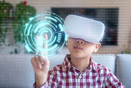女孩戴着vr虚拟现实头盔体验元宇宙未来技术手点击虚拟屏幕