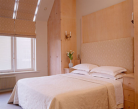 双人床,软垫,床头板,木头,墙壁