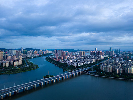 清晨时分惠州金山大桥跨越西枝江至东平半岛航拍风光