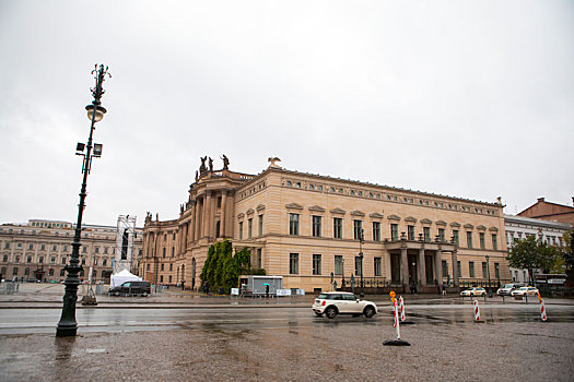 德国柏林菩提树下大街,历史建筑文化古迹