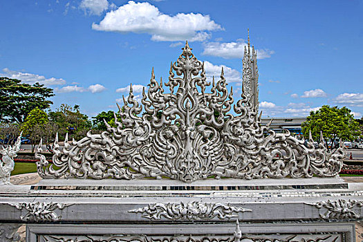 泰北清莱白庙又叫,龙昆寺,灵光寺或白龙寺,wat,rong,khun