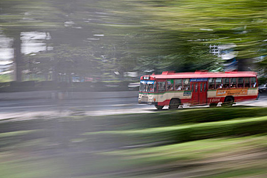 巴士,曼谷