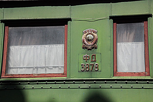 火车,绿皮车,车窗