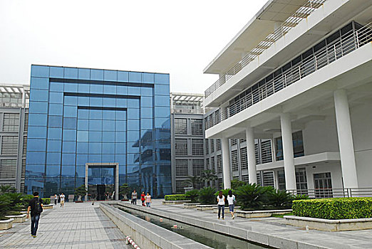 华侨大学图书馆,福建厦门湖里区