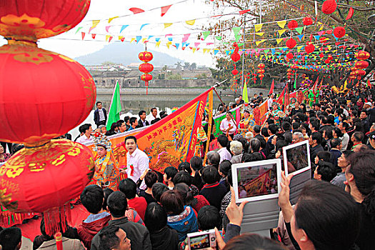 2013年春节广东揭东新亨镇民俗活动