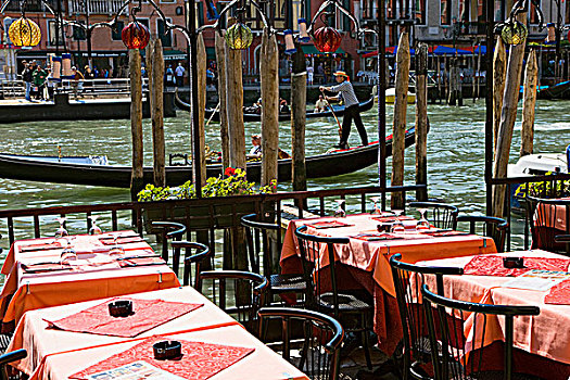 桌子,街头餐厅,大运河,平底船船夫,背景,威尼斯,意大利