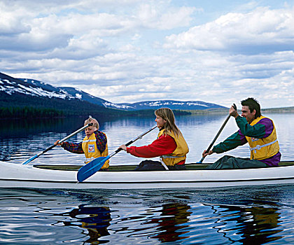 家庭,独木舟,湖,芬兰,拉普兰