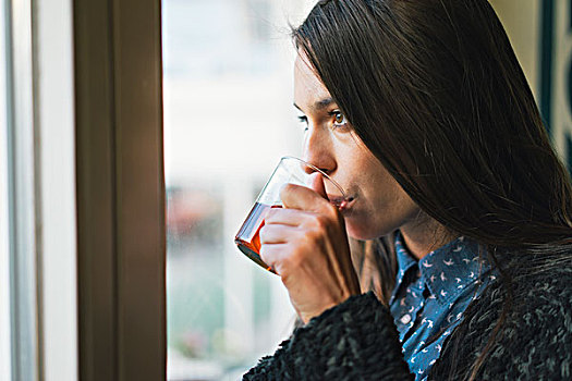 女人,喝,茶杯