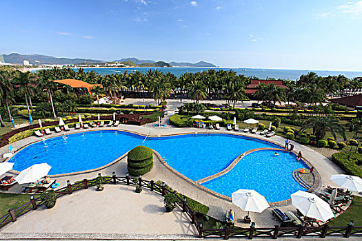 大东海酒店游泳池